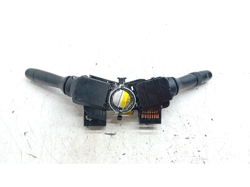 Recambio de mando intermitentes y limpia para toyota yaris active referencia OEM IAM   