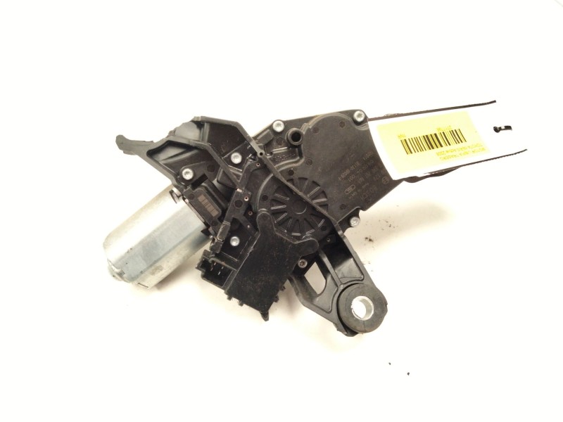 Recambio de motor limpia trasero para toyota yaris active referencia OEM IAM   