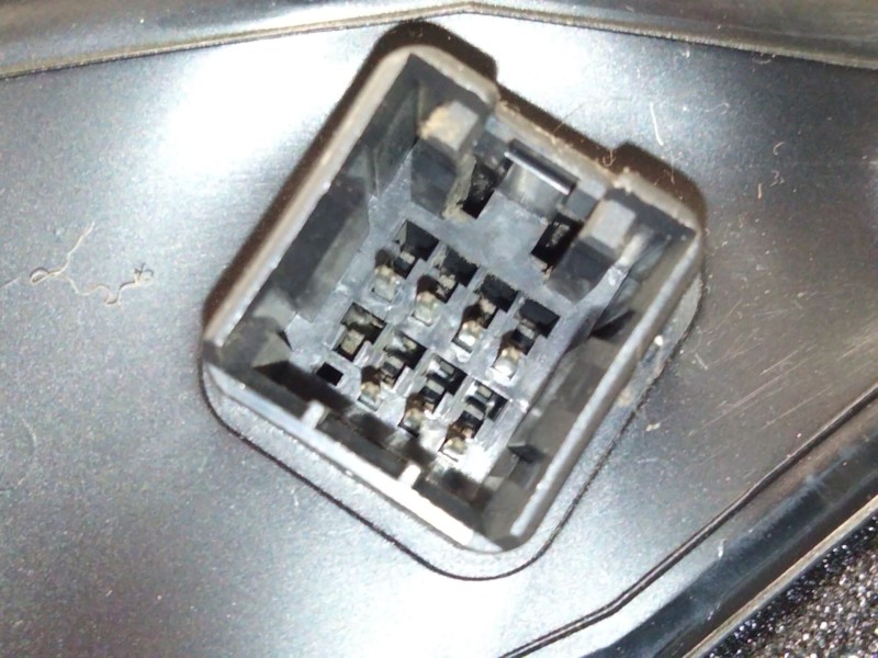 Recambio de retrovisor izquierdo para kia carnival ii (gq) 2.9 crdi referencia OEM IAM   