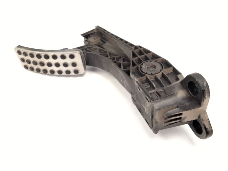 Recambio de pedal acelerador para mercedes-benz clase m (w164) ml 350 4-matic (164.186) referencia OEM IAM A1643000104  