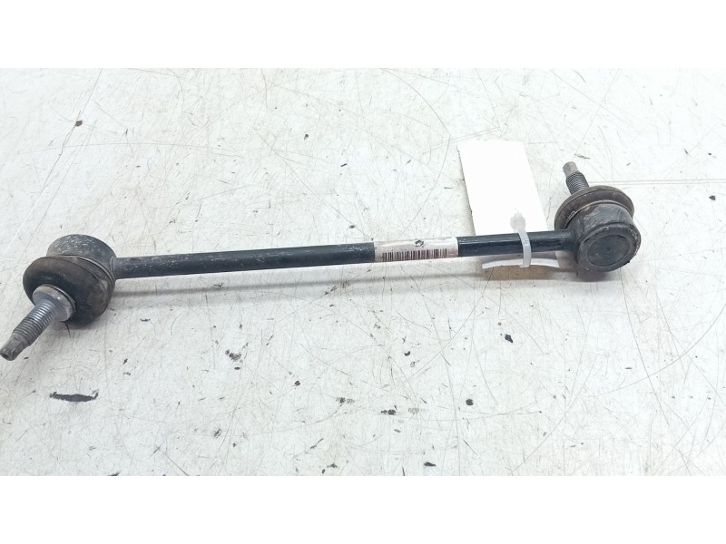 Recambio de bieleta estabilizadora delantera izquierda para kia picanto iii (ja) 1.0 referencia OEM IAM   