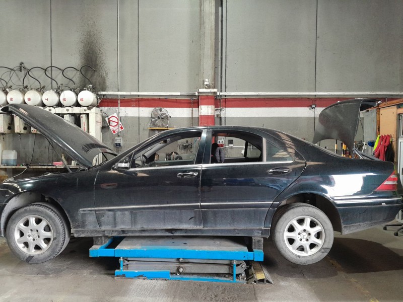 mercedes-benz clase s (w220) del año 2001