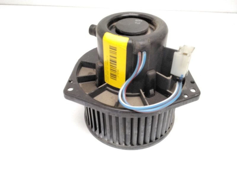 Recambio de motor calefaccion para nissan vanette cargo referencia OEM IAM 0130111154 4868430350 