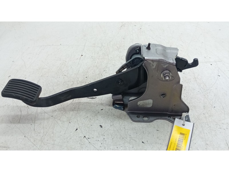 Recambio de pedal embrague para kia picanto iii (ja) 1.0 referencia OEM IAM 32802G6100  
