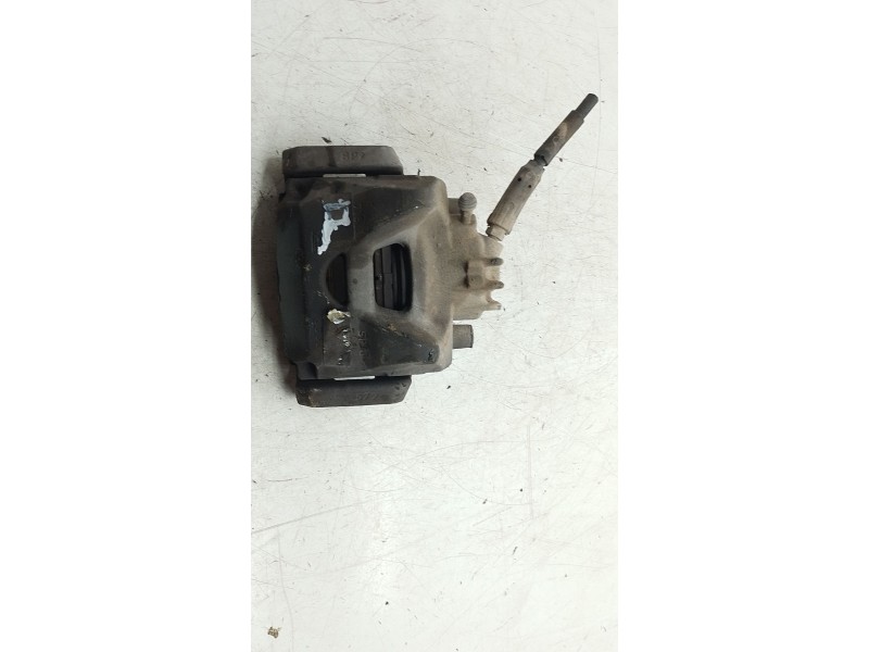 Recambio de pinza freno delantera derecha para peugeot partner tepee 1.6 bluehdi 100 referencia OEM IAM   