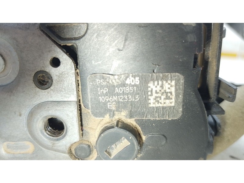 Recambio de cerradura puerta delantera derecha para peugeot partner tepee 1.6 bluehdi 100 referencia OEM IAM 1096M123313  