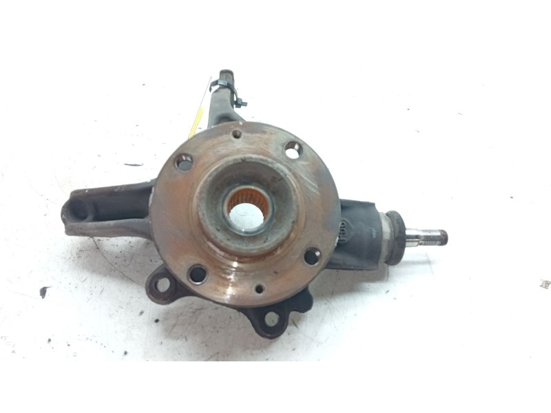 Recambio de mangueta delantera izquierda para peugeot partner tepee 1.6 bluehdi 100 referencia OEM IAM   