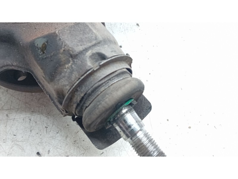 Recambio de mangueta delantera derecha para peugeot partner tepee 1.6 bluehdi 100 referencia OEM IAM   