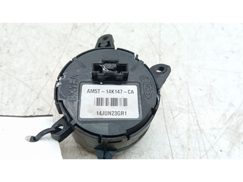 Recambio de mando volante para ford transit connect monospace 1.6 tdci referencia OEM IAM AM5T14K147  