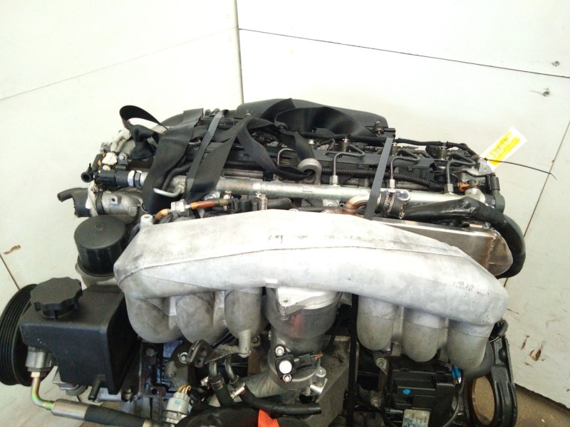 Recambio de motor completo para mercedes-benz clase s (w220) s 320 cdi (220.026, 220.126) referencia OEM IAM 613960  