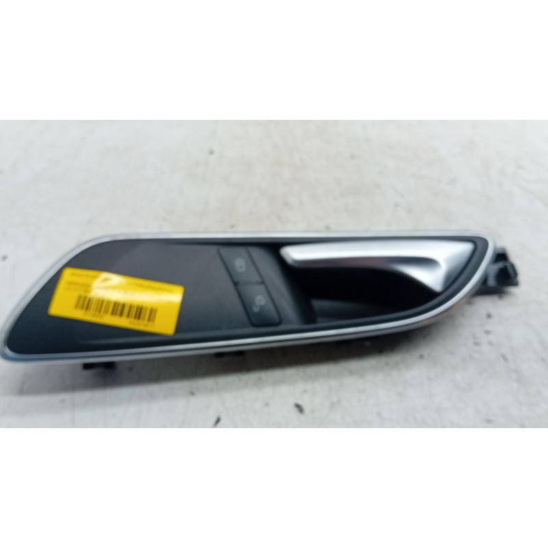 Recambio de maneta interior delantera izquierda para mercedes-benz cla coupé (c117) cla 220 cdi / d (117.303) referencia OEM IAM