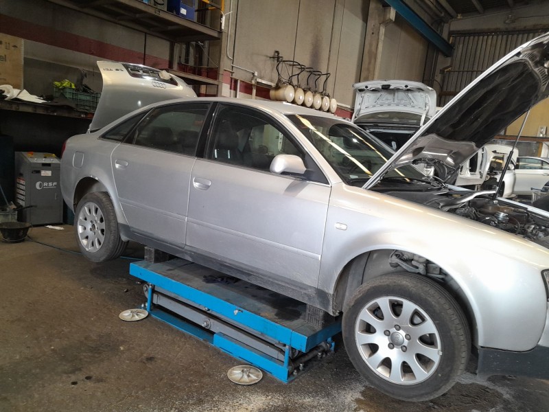 audi a6 c5 (4b2) del año 2000