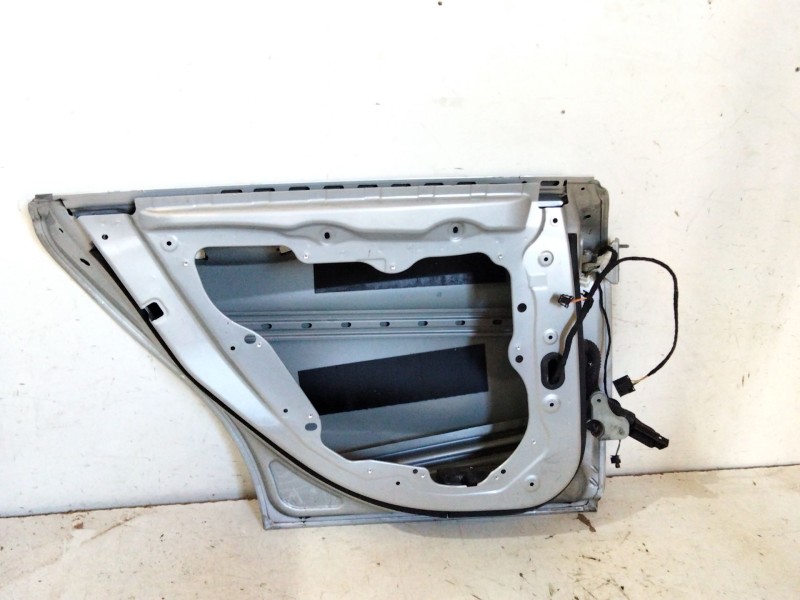 Recambio de puerta trasera izquierda para mercedes-benz cla coupé (c117) cla 220 cdi / d (117.303) referencia OEM IAM 1177300105