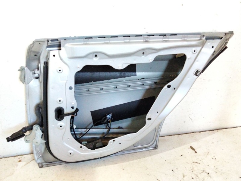 Recambio de puerta trasera derecha para mercedes-benz cla coupé (c117) cla 220 cdi / d (117.303) referencia OEM IAM A1177320210 