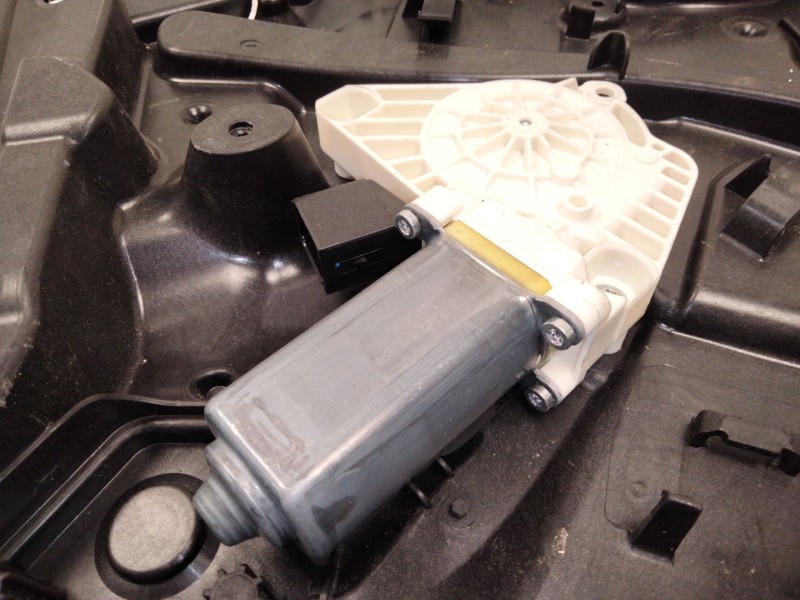 Recambio de elevalunas trasero izquierdo para mercedes-benz cla coupé (c117) cla 220 cdi / d (117.303) referencia OEM IAM A11773