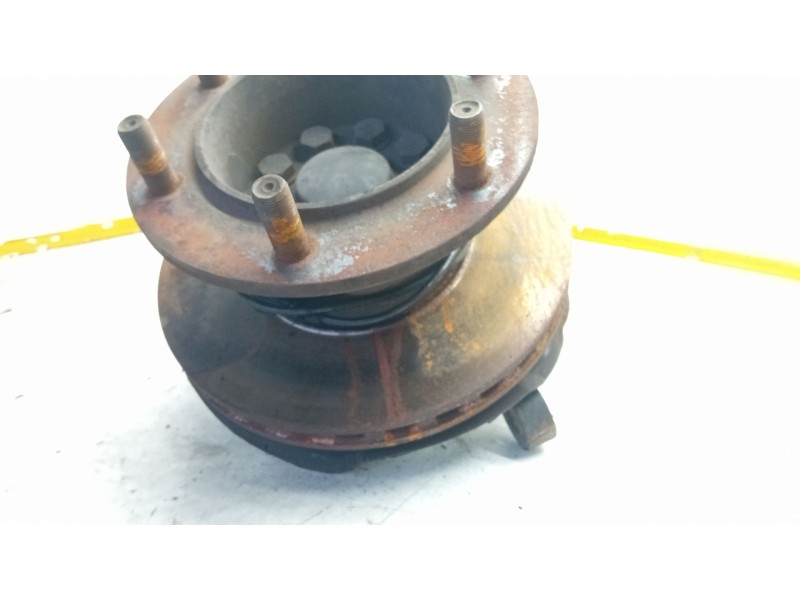 Recambio de mangueta delantera derecha para iveco daily vi caja/chasis 35s18, 35c18, 40c18, 50c18, 60c18, 65c18, 70c18 referenci