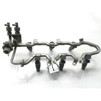 Recambio de rampa inyectora para saab 9-5 berlina 3.0 v6 cat referencia OEM IAM   121668
