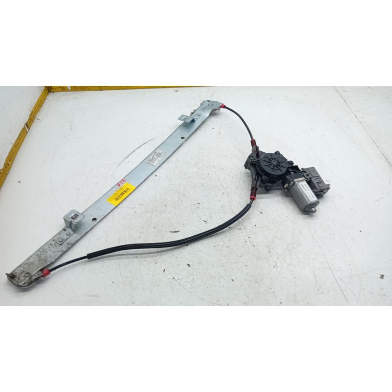 Recambio de elevalunas delantero izquierdo para iveco daily vi caja/chasis 35s18, 35c18, 40c18, 50c18, 60c18, 65c18, 70c18 refer