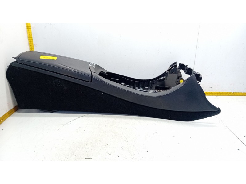 Recambio de consola central para mercedes-benz clase e (w213) e 220 d (213.004) referencia OEM IAM A105852206  