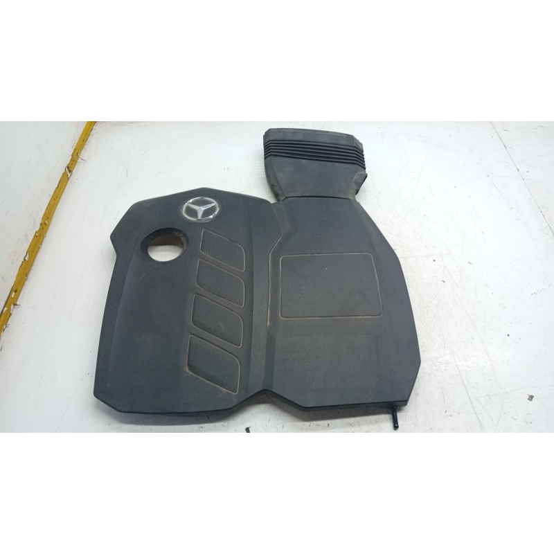 Recambio de tapa motor para mercedes-benz clase e (w213) e 220 d (213.004) referencia OEM IAM A6540103011  