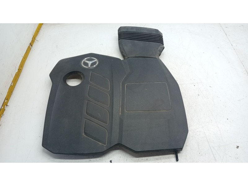 Recambio de tapa motor para mercedes-benz clase e (w213) e 220 d (213.004) referencia OEM IAM A6540103011  