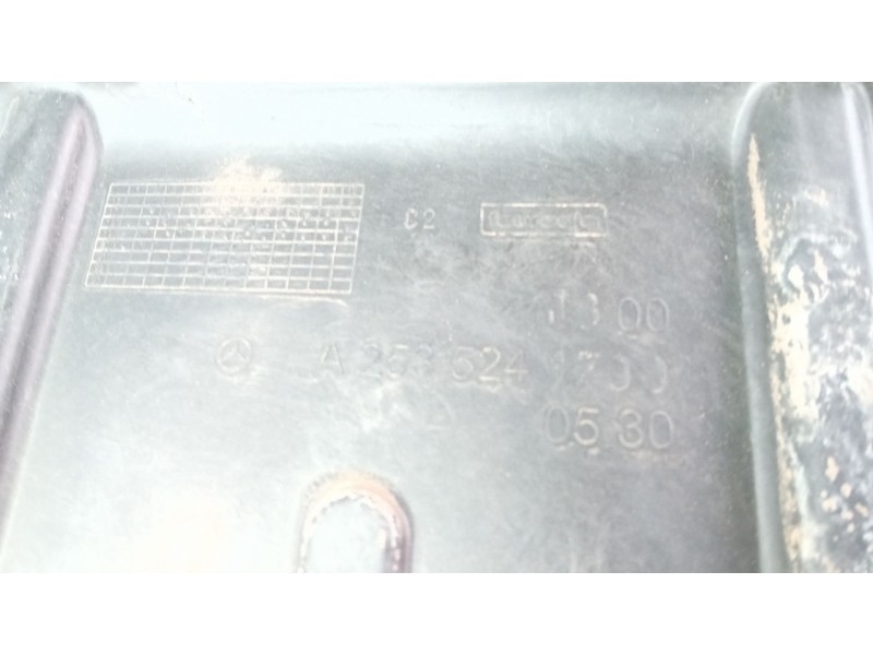 Recambio de cubrecarter para mercedes-benz clase e (w213) e 220 d (213.004) referencia OEM IAM A2535241700  