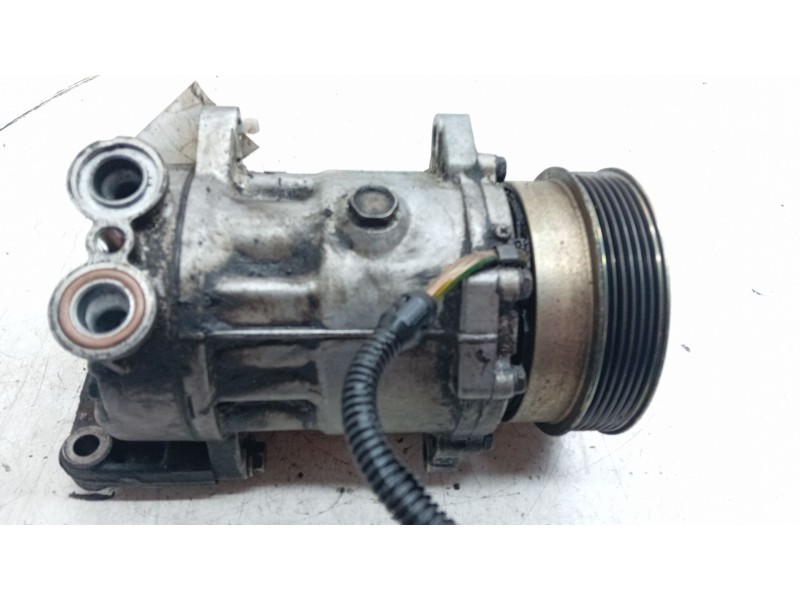 Recambio de compresor aire acondicionado para renault laguna ii (bg0/1_) 3.0 v6 24v (bg01, bg02, bg0d, bg0y) referencia OEM IAM 