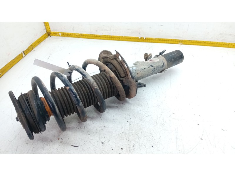 Recambio de amortiguador delantero derecho para ford transit connect monospace 1.6 tdci referencia OEM IAM 358053070100  