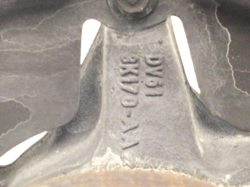 Recambio de mangueta delantera derecha para ford transit connect monospace 1.6 tdci referencia OEM IAM DV613K170  