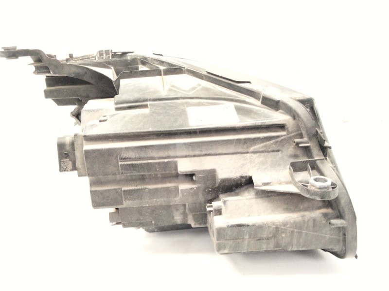 Recambio de faro xenon izquierdo para mercedes-benz clase e (w213) e 220 d (213.004) referencia OEM IAM A2139061704  