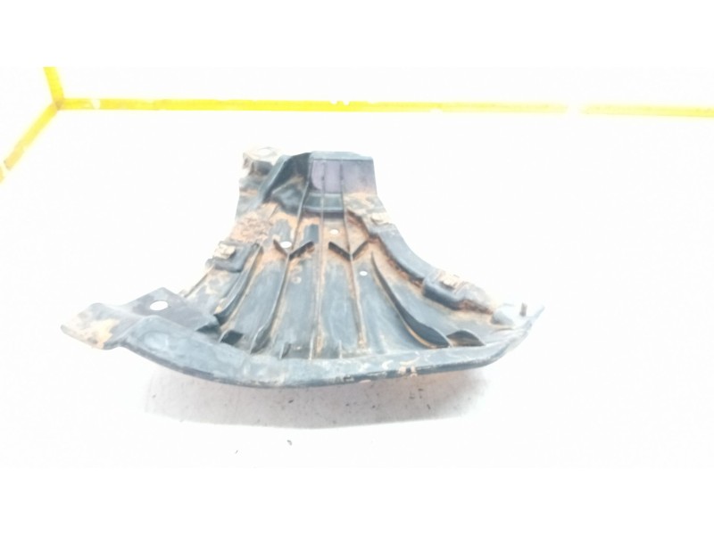 Recambio de panel protector para mercedes-benz clase e (w213) e 220 d (213.004) referencia OEM IAM A2135200400  