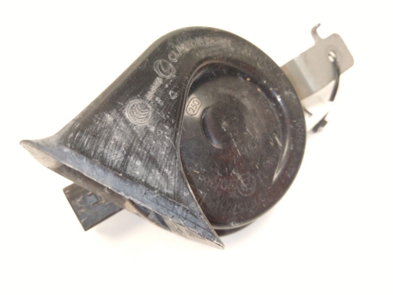 Recambio de claxon para mercedes-benz clase e (w213) e 220 d (213.004) referencia OEM IAM A2135422800  