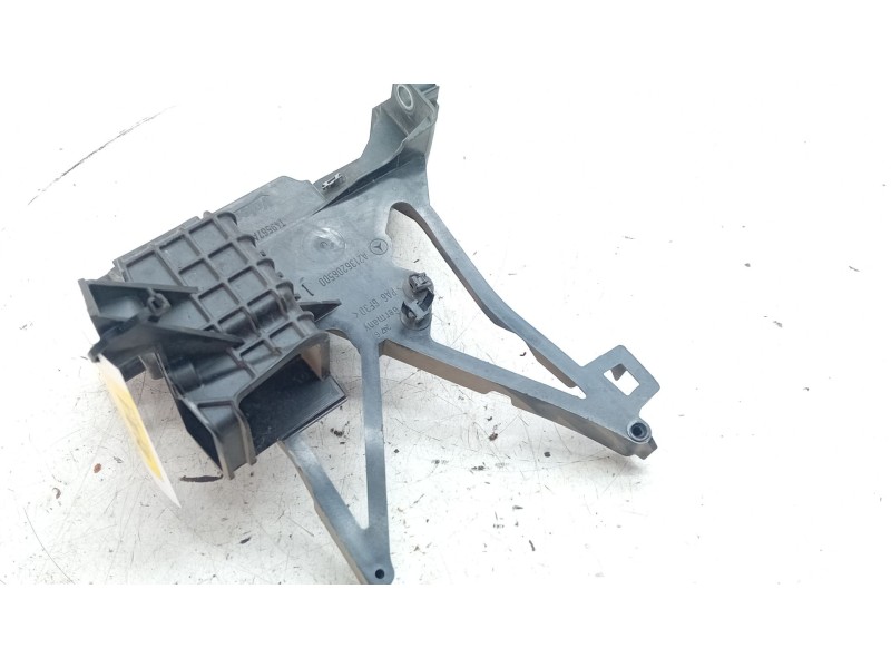 Recambio de soporte paragolpes delantero derecho para mercedes-benz clase e (w213) e 220 d (213.004) referencia OEM IAM A2136206