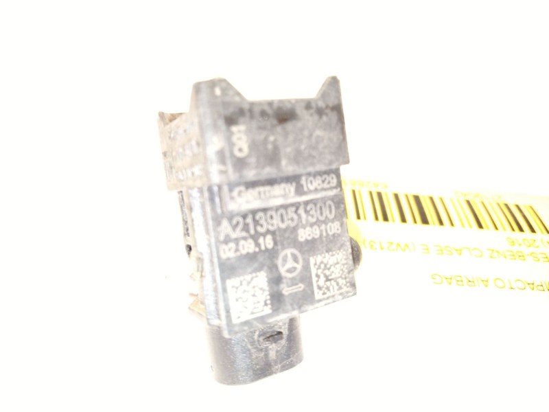 Recambio de sensor impacto airbag para mercedes-benz clase e (w213) e 220 d (213.004) referencia OEM IAM A2139051300  