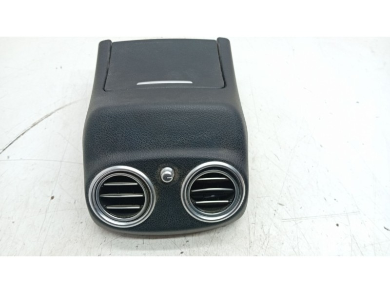 Recambio de aireador trasero central para mercedes-benz clase e (w213) e 220 d (213.004) referencia OEM IAM A2136805001  