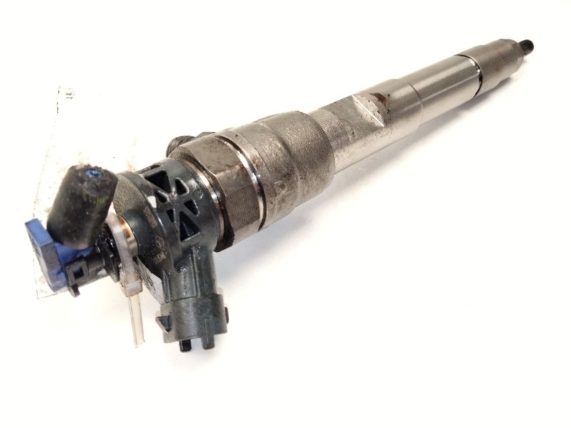 Recambio de inyector para mercedes-benz clase b sports tourer (w247) b 180 d (247.003) referencia OEM IAM 0445110800  