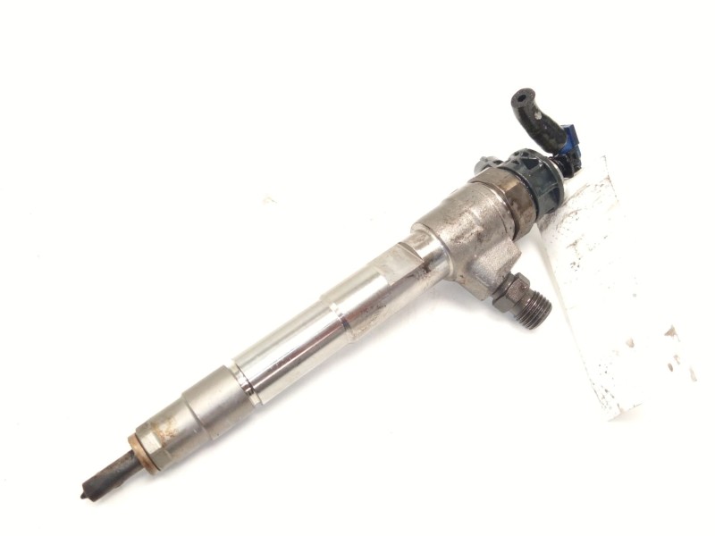 Recambio de inyector para mercedes-benz clase b sports tourer (w247) b 180 d (247.003) referencia OEM IAM 0445110800  