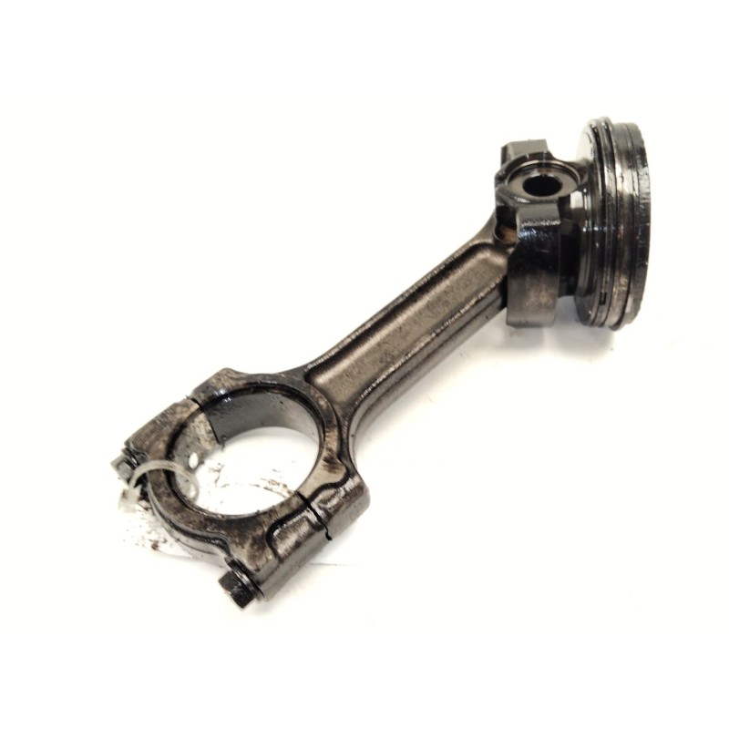 Recambio de piston para mercedes-benz clase b sports tourer (w247) b 180 d (247.003) referencia OEM IAM   