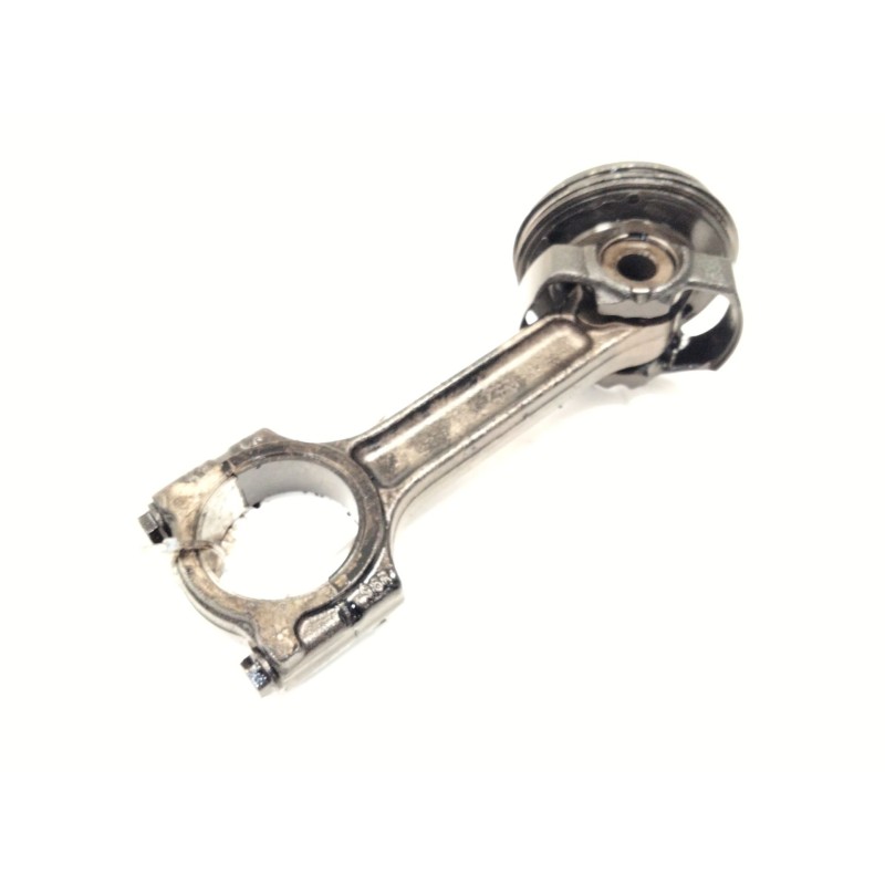 Recambio de piston para mercedes-benz clase b sports tourer (w247) b 180 d (247.003) referencia OEM IAM   