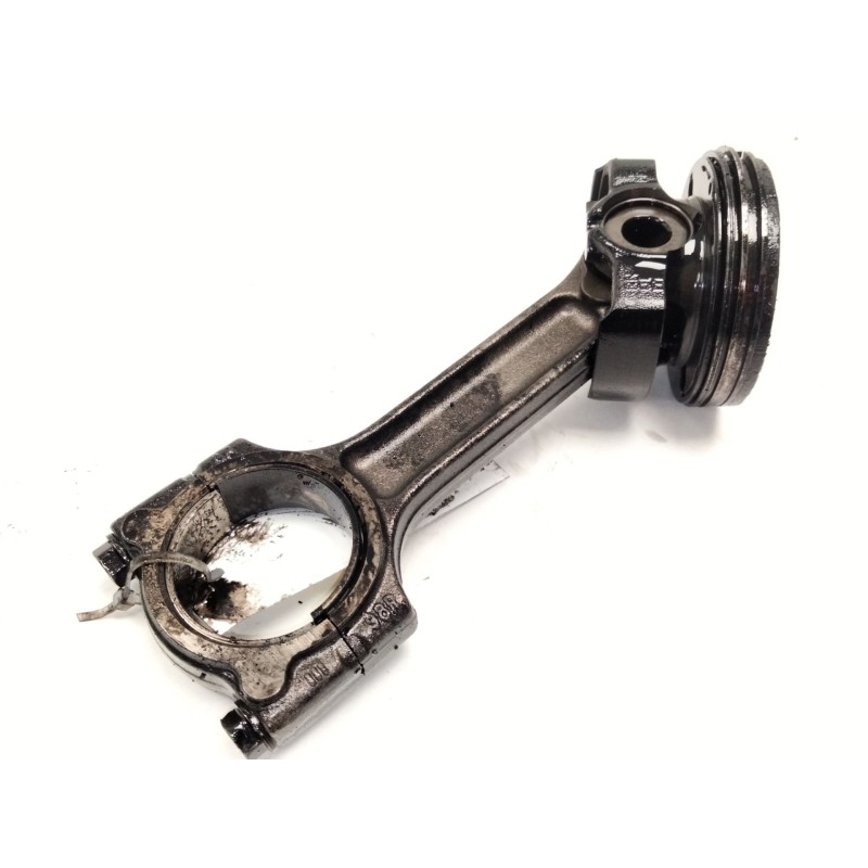 Recambio de piston para mercedes-benz clase b sports tourer (w247) b 180 d (247.003) referencia OEM IAM   