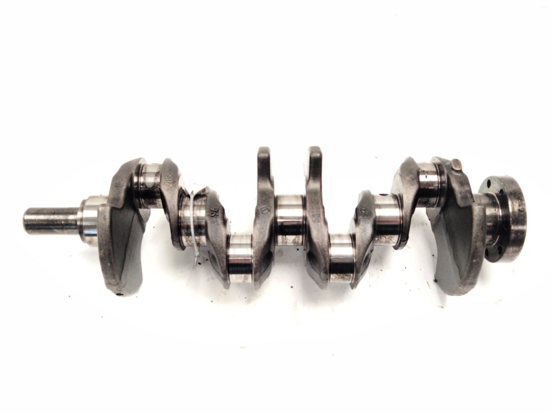 Recambio de cigueñal para mercedes-benz clase b sports tourer (w247) b 180 d (247.003) referencia OEM IAM A2820310001  