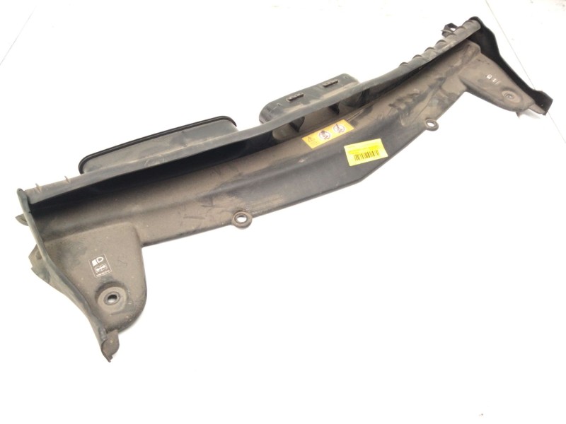 Recambio de toma aire para mercedes-benz clase e (w213) e 220 d (213.004) referencia OEM IAM A2135000355  