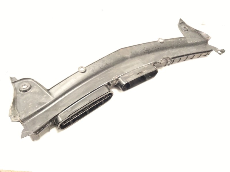 Recambio de toma aire para mercedes-benz clase e (w213) e 220 d (213.004) referencia OEM IAM A2135000355  