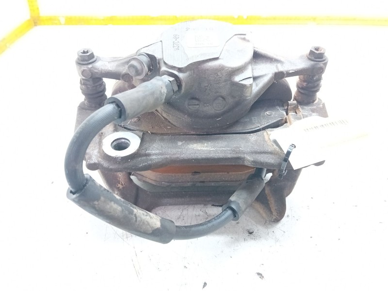 Recambio de pinza freno delantera derecha para mercedes-benz clase e (w213) e 220 d (213.004) referencia OEM IAM A2054210281  
