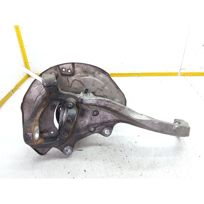 Recambio de mangueta delantera derecha para mercedes-benz clase e (w213) e 220 d (213.004) referencia OEM IAM A2133324800  