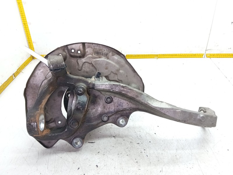 Recambio de mangueta delantera derecha para mercedes-benz clase e (w213) e 220 d (213.004) referencia OEM IAM A2133324800  