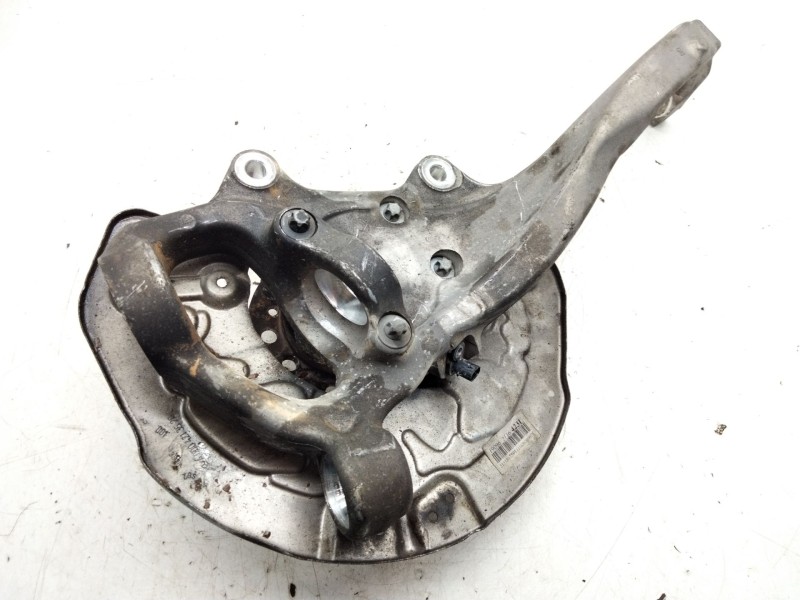 Recambio de mangueta delantera izquierda para mercedes-benz clase e (w213) e 220 d (213.004) referencia OEM IAM A2133324700  