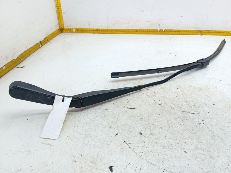 Recambio de brazo limpia delantero izquierdo para mercedes-benz clase e (w213) e 220 d (213.004) referencia OEM IAM A2138205302 