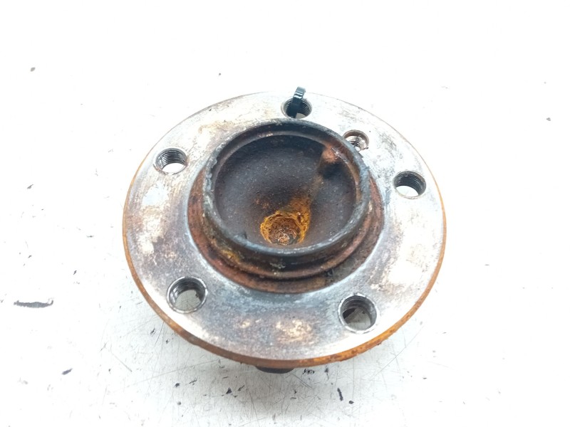 Recambio de buje delantero izquierdo para bmw 3 (f30, f80) 318 d xdrive referencia OEM IAM 6797164  