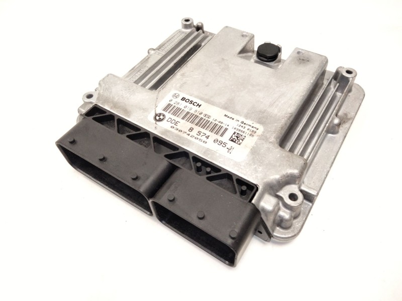 Recambio de centralita motor uce para bmw 3 (f30, f80) 318 d xdrive referencia OEM IAM 8574095 0281019810 